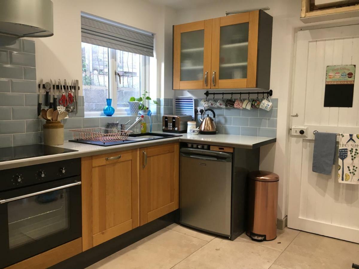 Stunning 4 Bed Townhouse In Central Dawlish Villa ภายนอก รูปภาพ